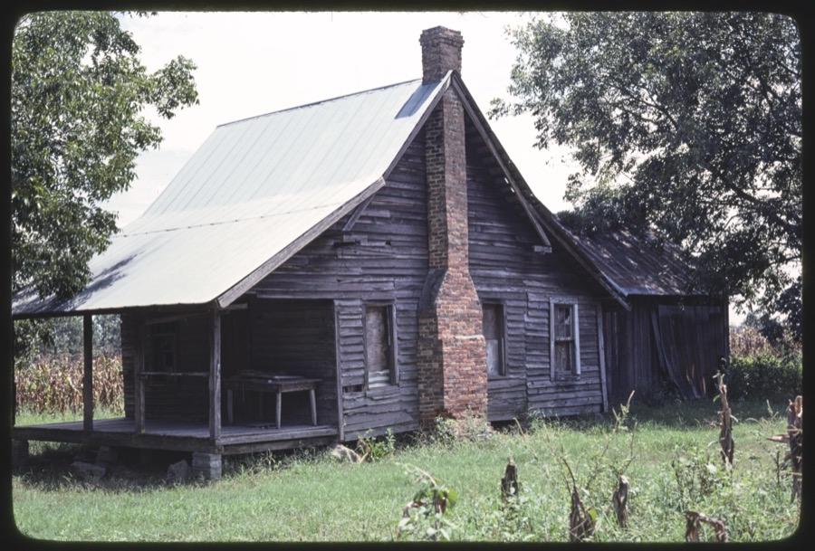 Houses, Turner County, Georgia; Harvesting tobacco with the Akins family, Berrien County, Georgia
