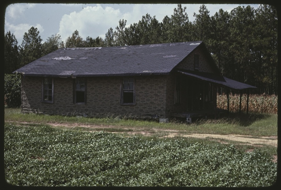 Buildings at the H.P. Culpepper farm, Jake Shiver farm, and W.R. Olliver farm, Worth County, Georgia; Former dwelling houses, Tift County, Georgia