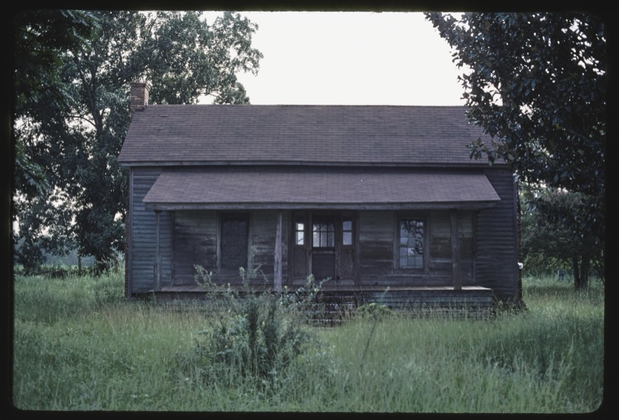 Vernacular houses and farm buildings at three sites in Ben Hill County, Georgia