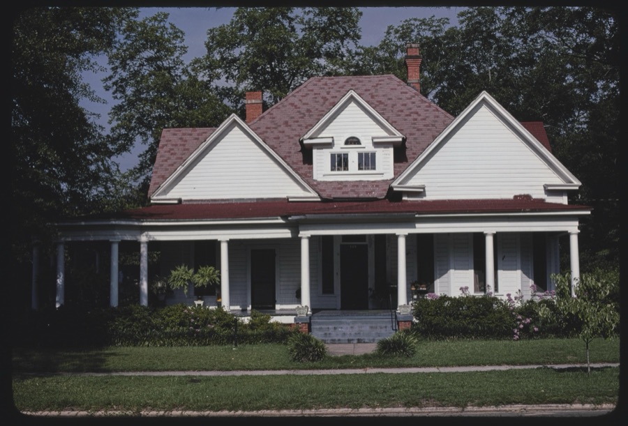 Georgian-plan vernacular houses in Irwin, Worth, Tift, and Colquitt Counties, Georgia