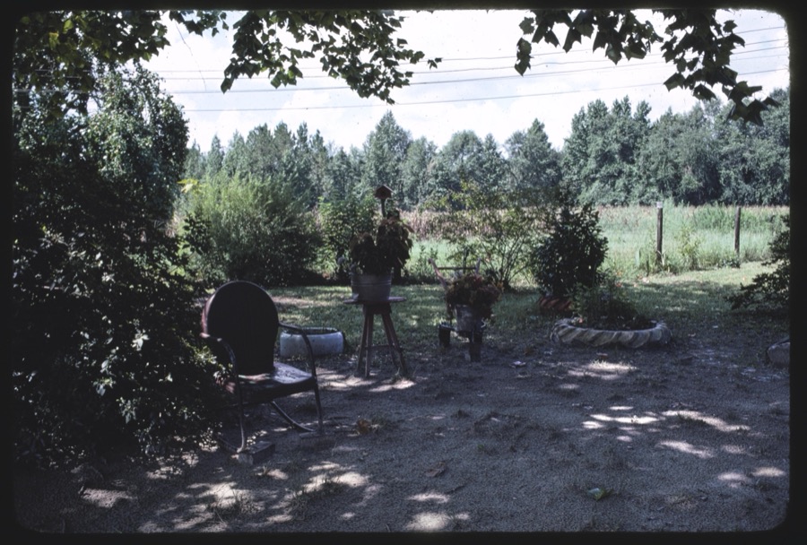 Belle Crumpton's house and decorated yard, Cook County, Georgia