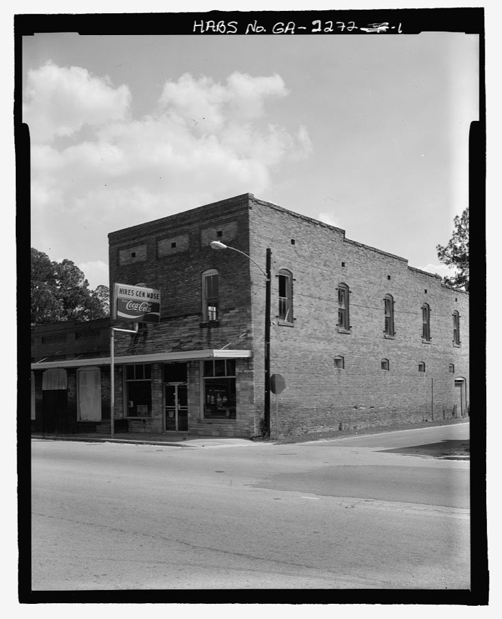 Hires General Store, U.S. Highway 341 at Carter Avenue, Odum, Wayne County, GA