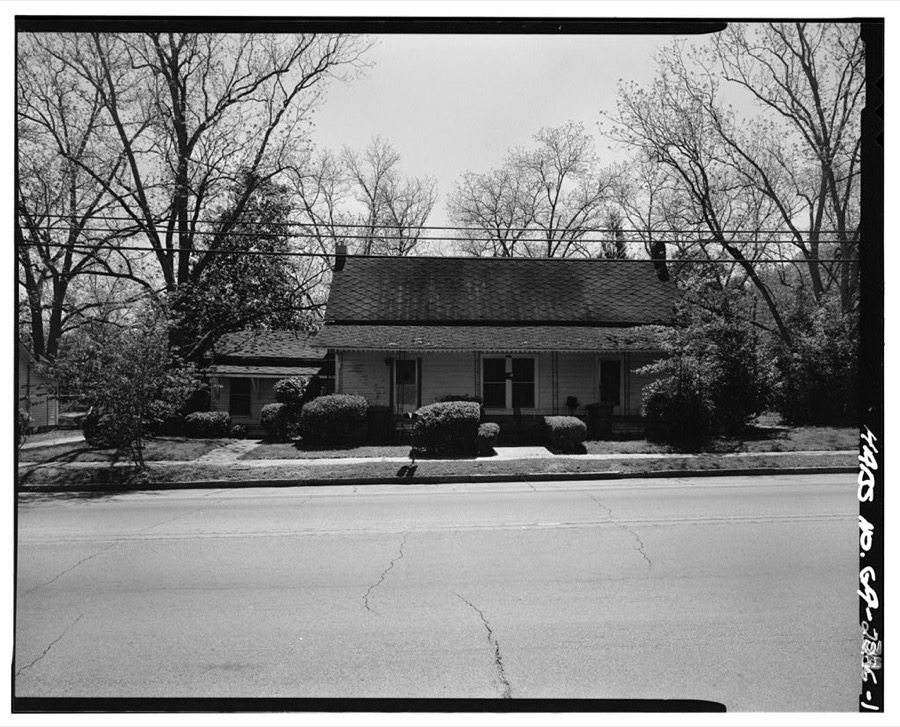 916-918 East Ward Street (House), Douglas, Coffee County, GA