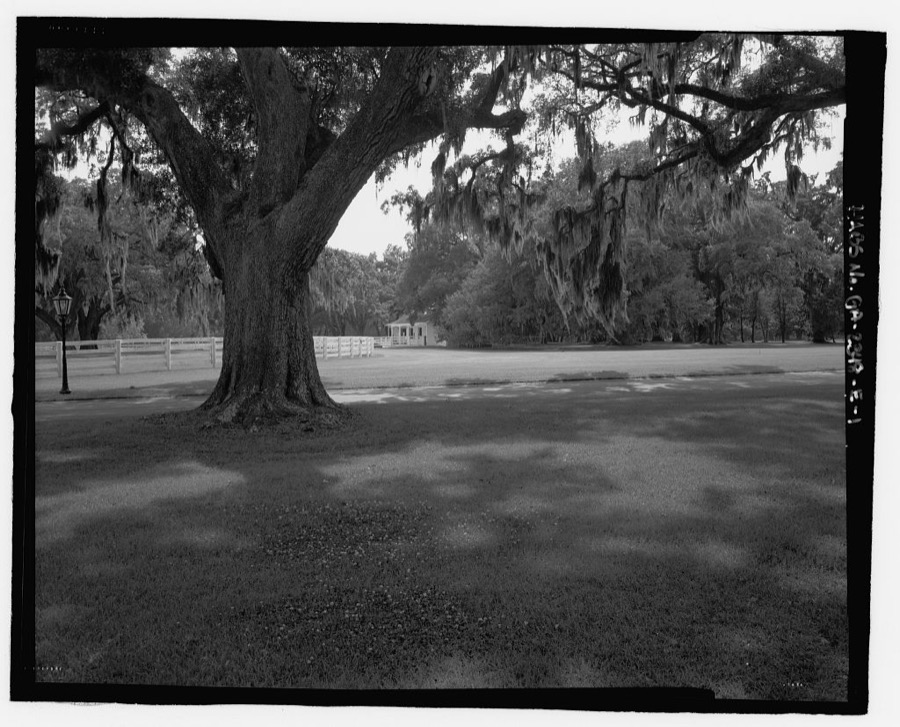 Richmond Hill Plantation, Stable/Garage, East of Richmond Hill on Ford Neck Road, Richmond Hill, Bryan County, GA