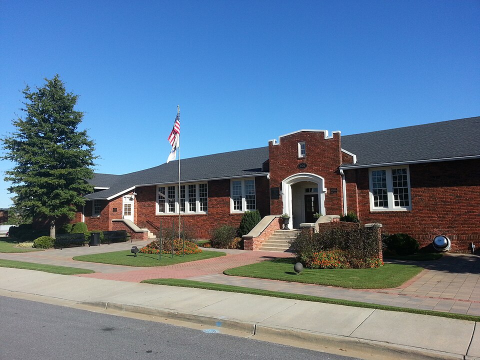 Photograph of Cumming Public School