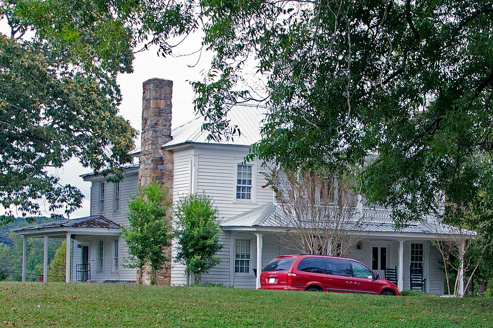 Photograph of Cagle House
