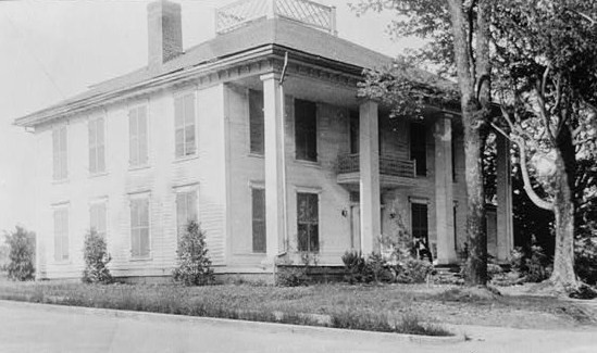 Photograph of Marsh-Warthen House