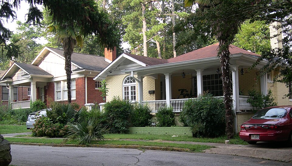Photograph of Ponce de Leon Court Historic District