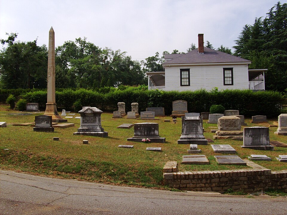 Photograph of Oconee Hill Cemetery