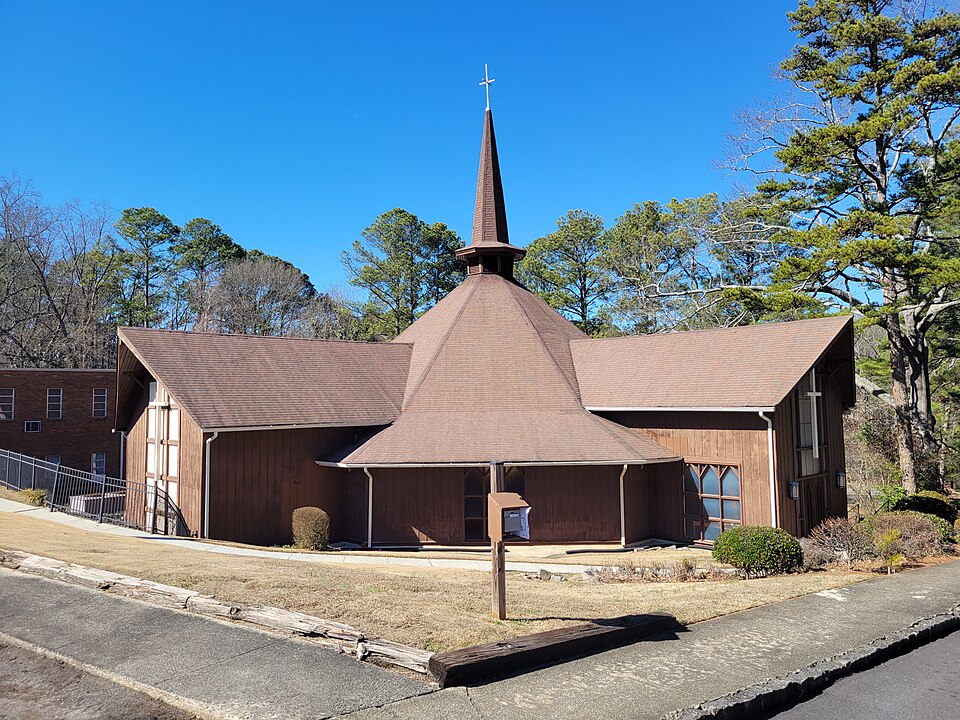 Photograph of Northwoods Historic District