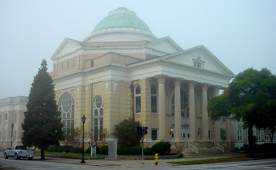Photograph of First Baptist Church