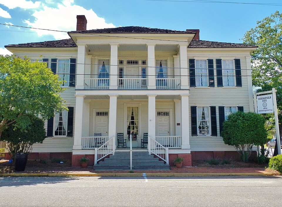 Photograph of Bedingfield Inn