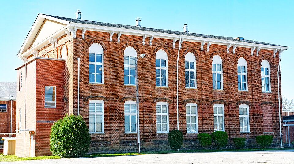 Photograph of Sam Bailey Building