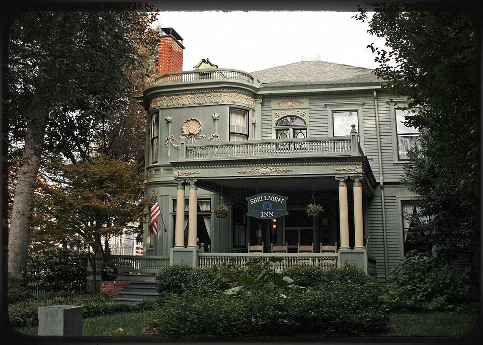Photograph of William Perrin Nicolson House