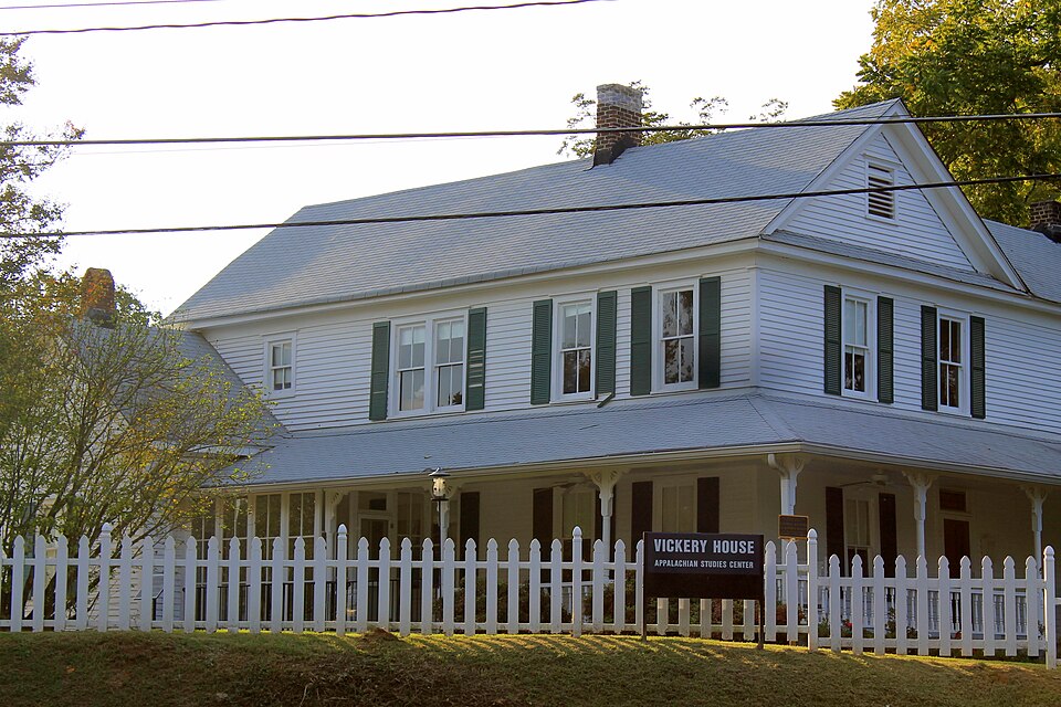 Photograph of Fields Place-Vickery House
