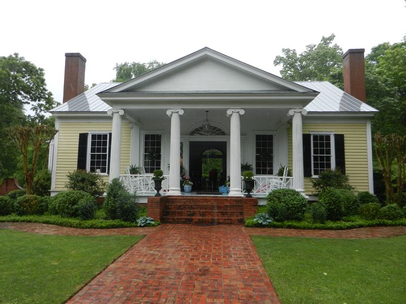 Photograph of McFarland-Render House