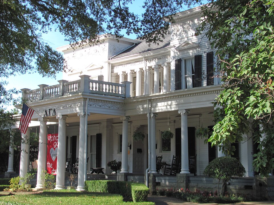 Photograph of Thomas-Carithers House