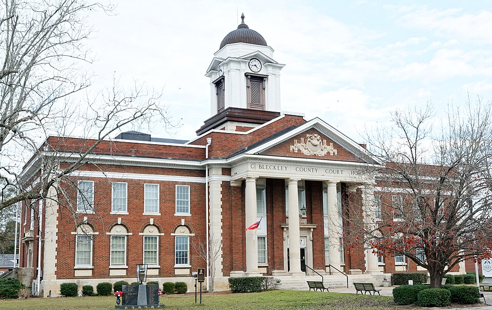 Photograph of Bleckley County Courthouse