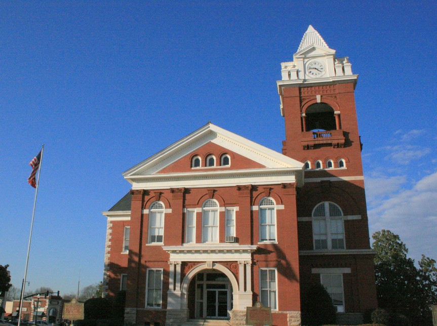 Photograph of Butts County Courthouse