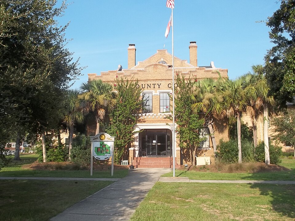 Photograph of Old Camden County Courthouse