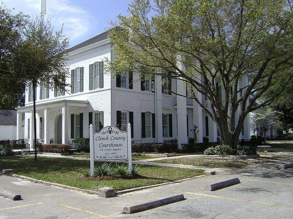 Photograph of Clinch County Courthouse