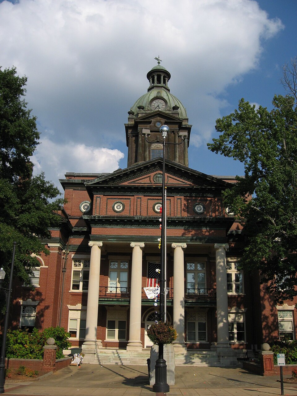 Photograph of Coweta County Courthouse