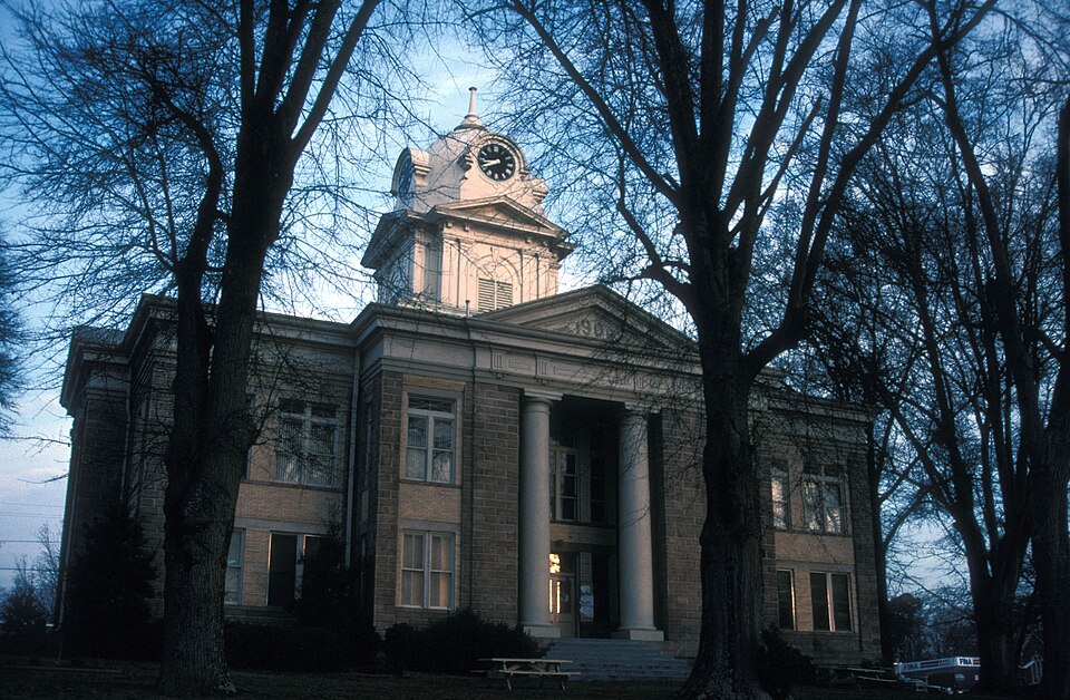 Photograph of Franklin County Courthouse