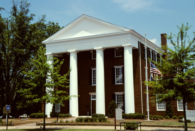 Photograph of Greene County Courthouse