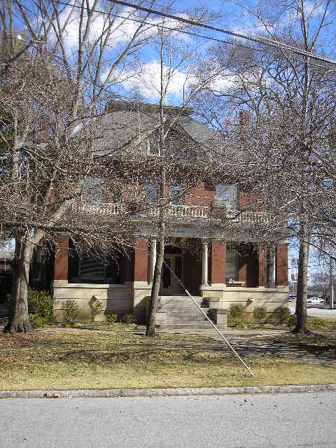 Photograph of Building at 1400 Third Avenue