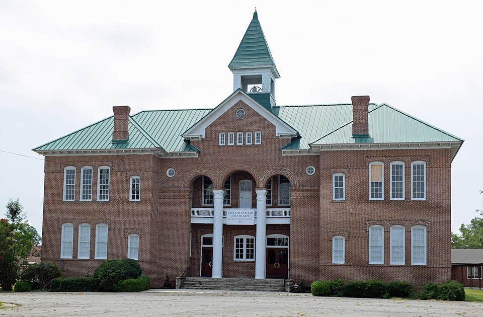 Photograph of Telfair Center for the Arts