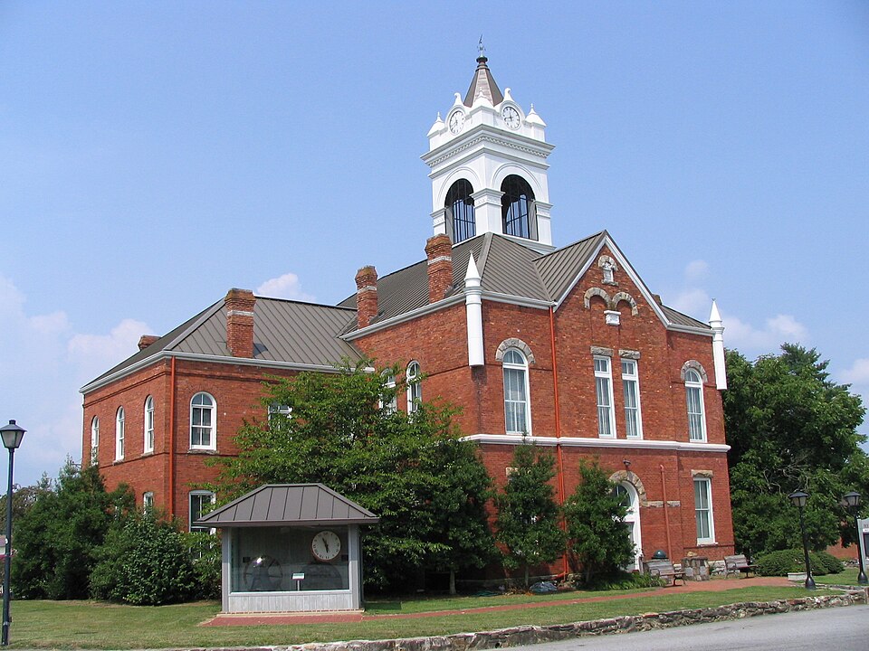 Photograph of Old Union County Courthouse