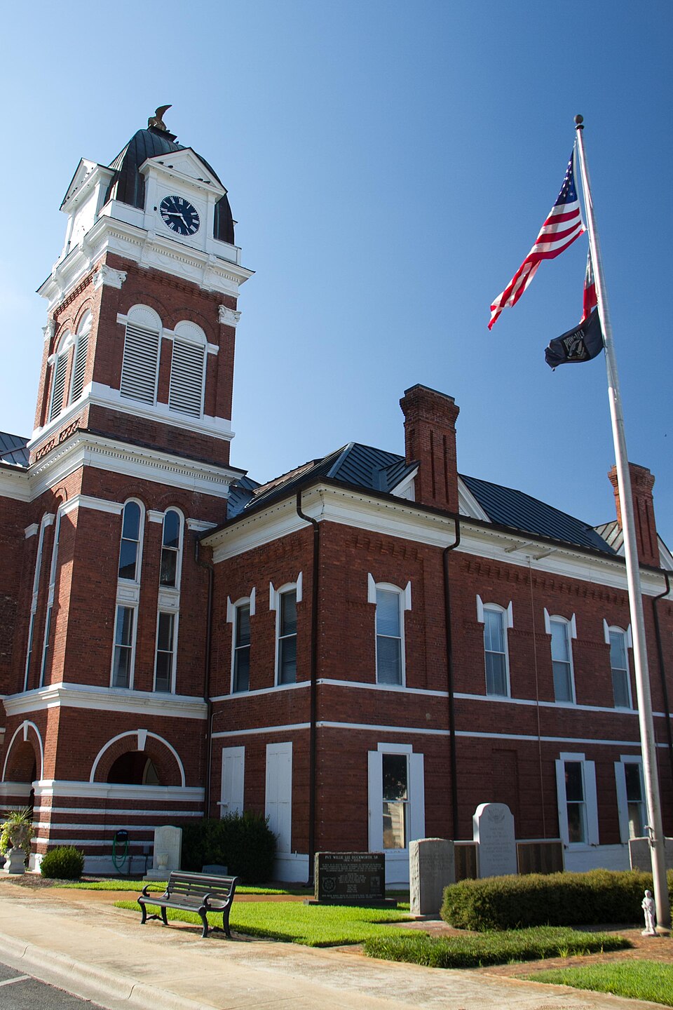Photograph of Washington County Courthouse