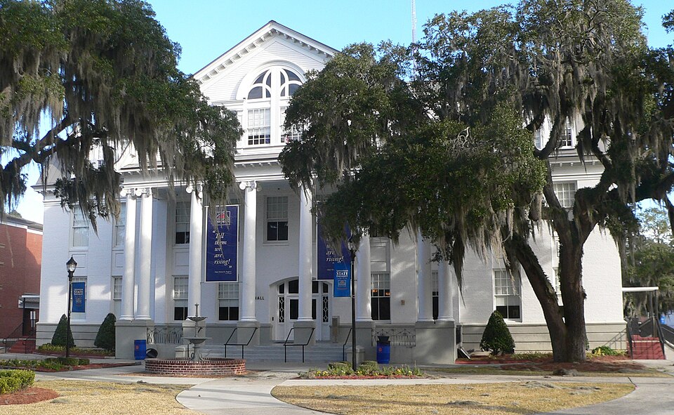 Photograph of Hill Hall at Savannah State College