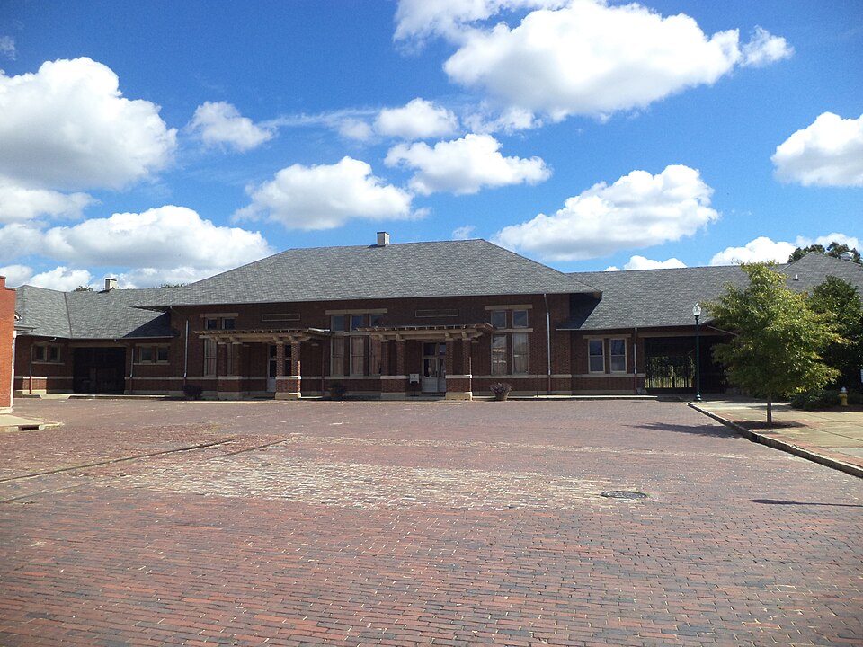 Photograph of Heritage Plaza