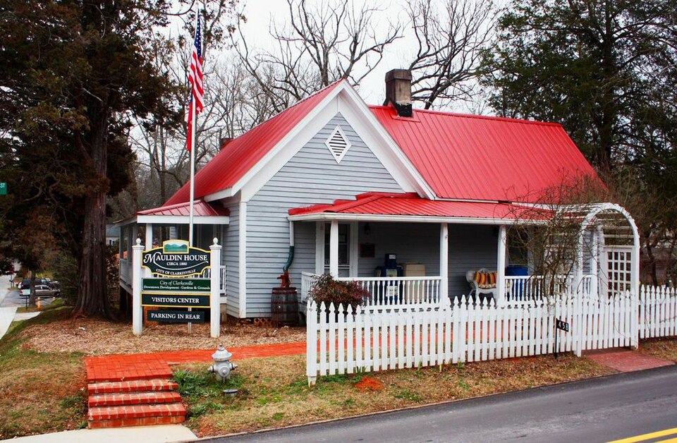 Photograph of Mauldin House Welcome Center