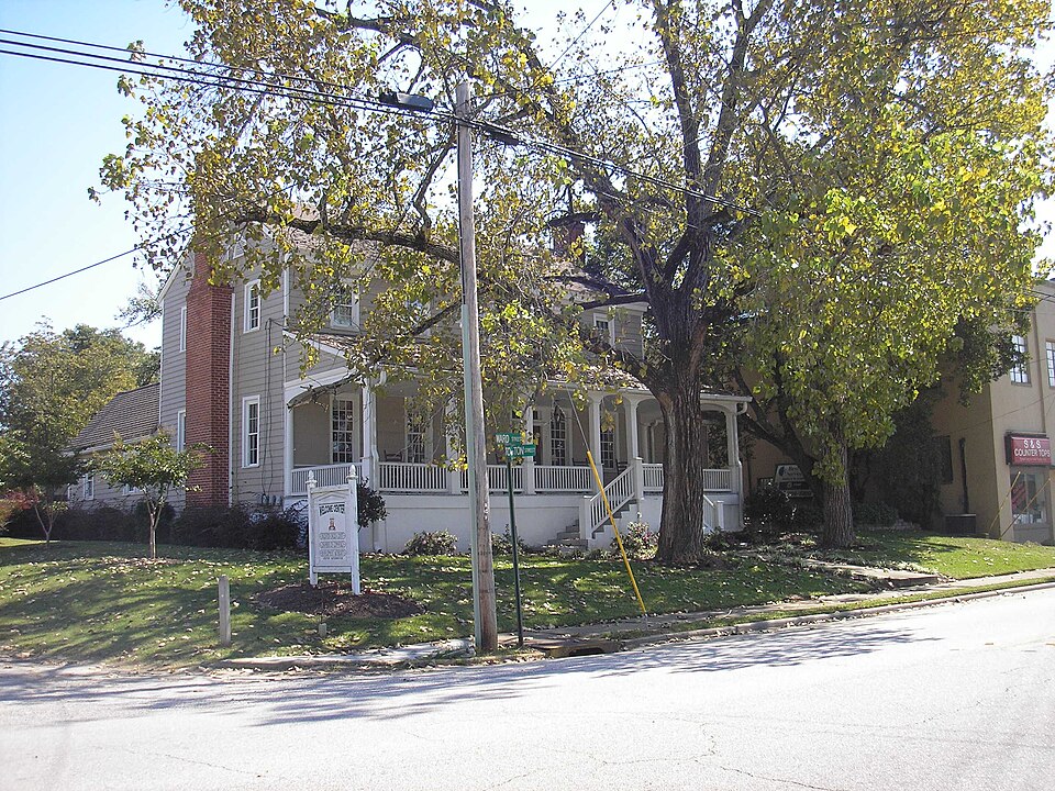 Photograph of Lamar-Blanchard House