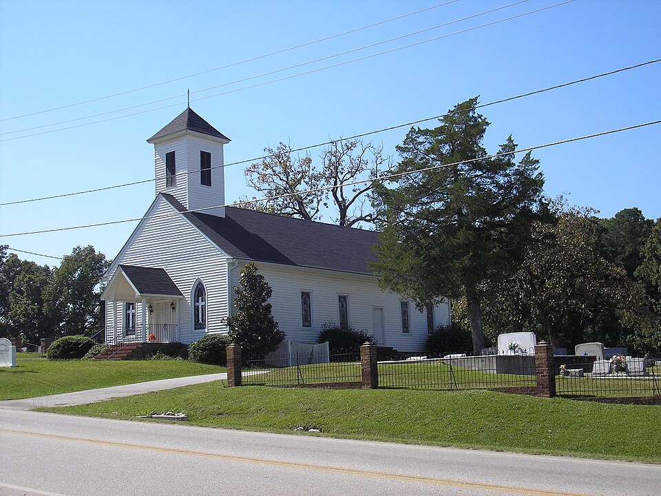Photograph of Lincolnton Presbyterian Church and Cemetery