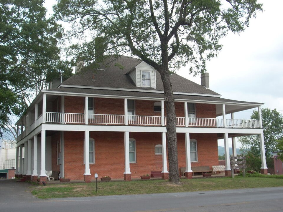 Photograph of Wright Hotel