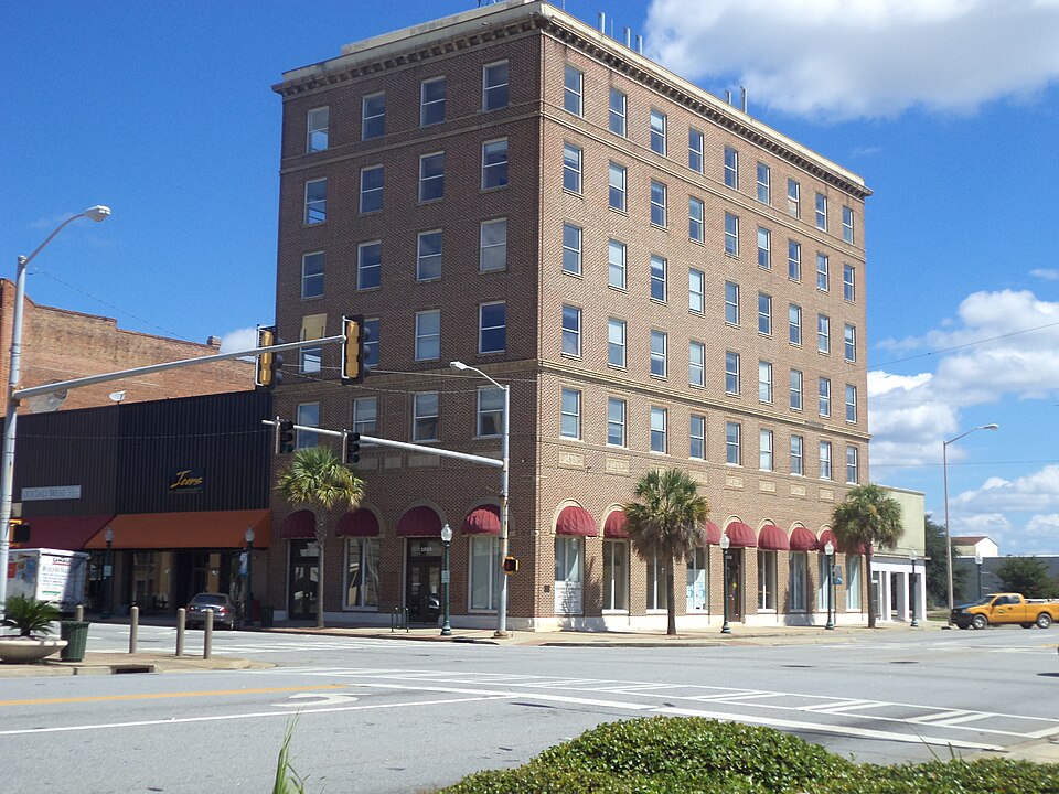Photograph of Davis-Exchange Bank Building