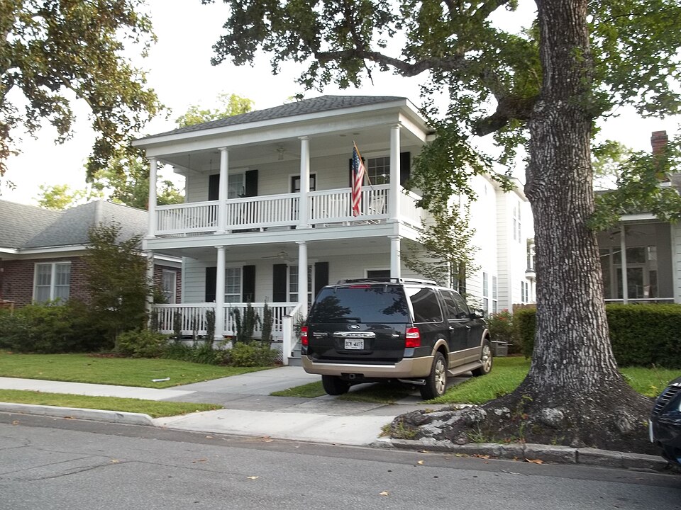 Photograph of Ardsley Park-Chatham Crescent Historic District