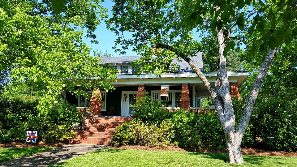 Photograph of Roscoe Conklin Linder House