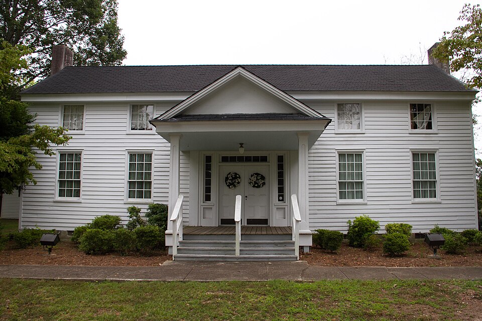 Photograph of Robert Mable House and Cemetery