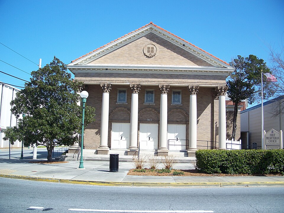Photograph of First Presbyterian Church