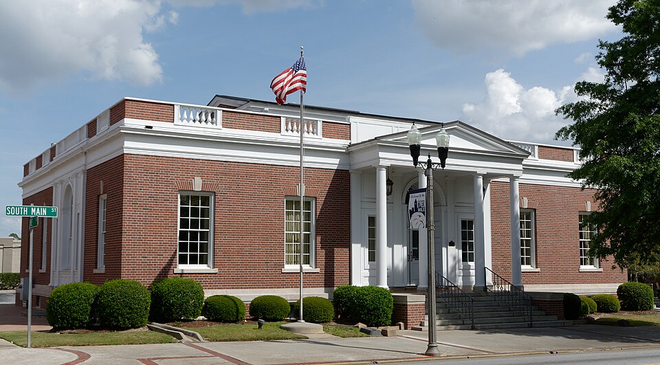 Photograph of US Post Office-Statesboro