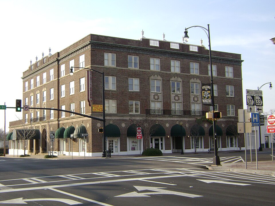 Photograph of Moultrie Commercial Historic District
