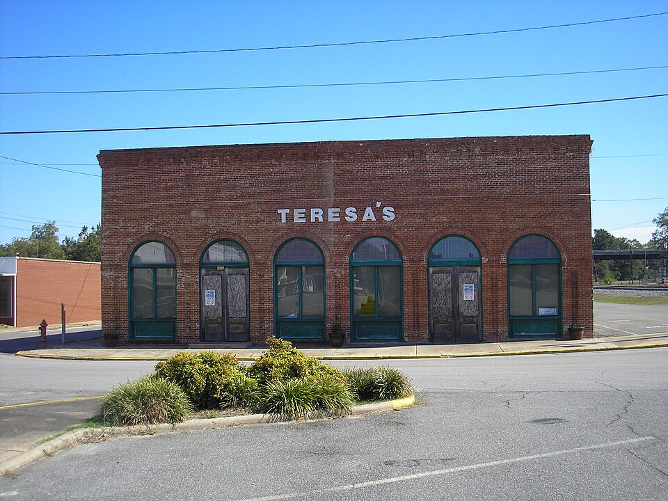 Photograph of Tennille Banking Company Building