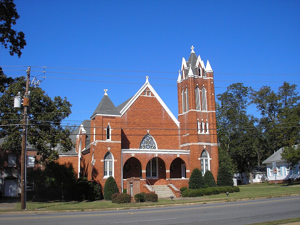Photograph of Tennille Baptist Church