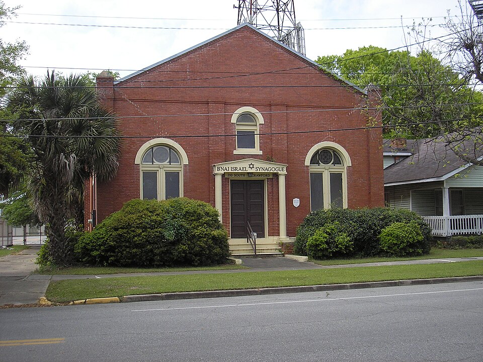 Photograph of B'nai Israel Synagogue and Cemetery