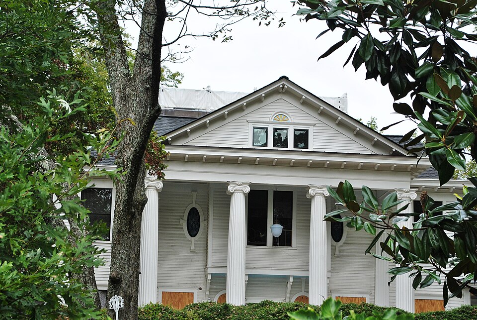Photograph of Zuber-Jarrell House