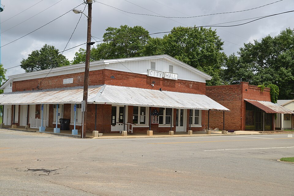 Photograph of Lilly Historic District